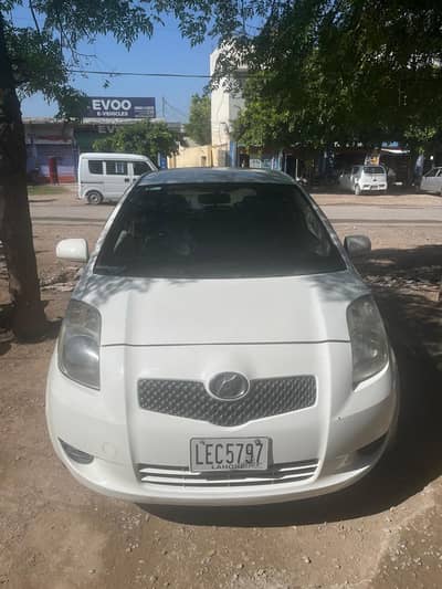 Toyota Vitz 2007