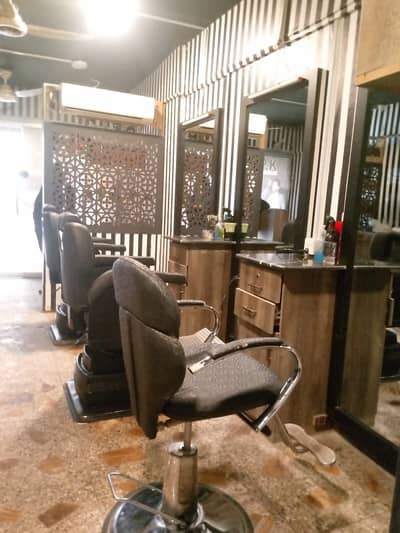 SHOP WITH RENTAL INCOME 45000!! FOR SALE ? PRIME LOCATION. .