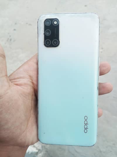 OPPO A52