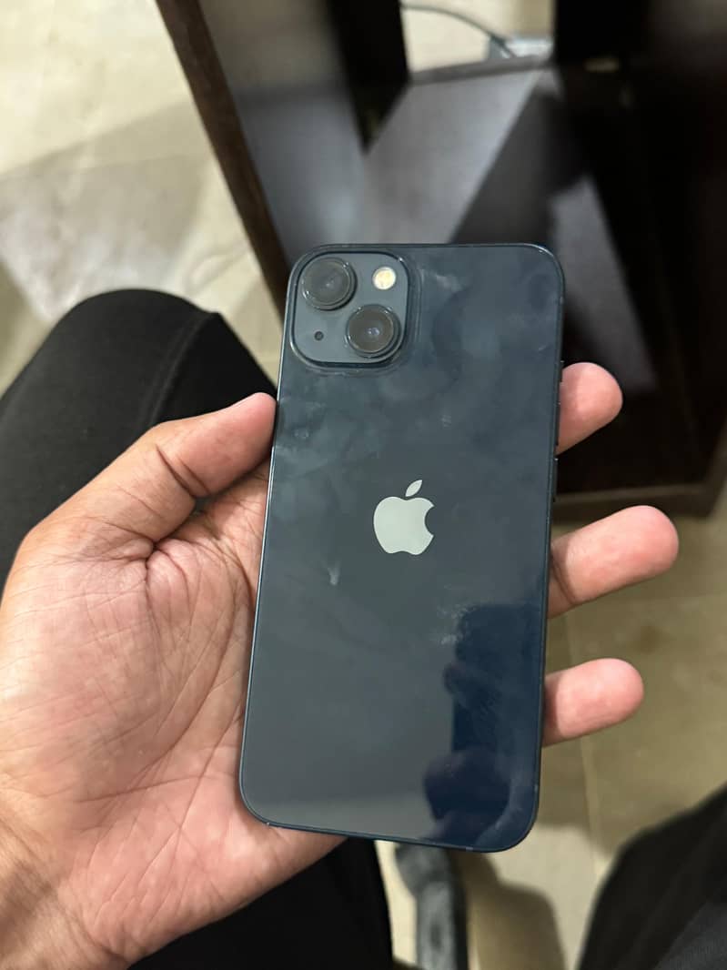 Apple iPhone 13 7
