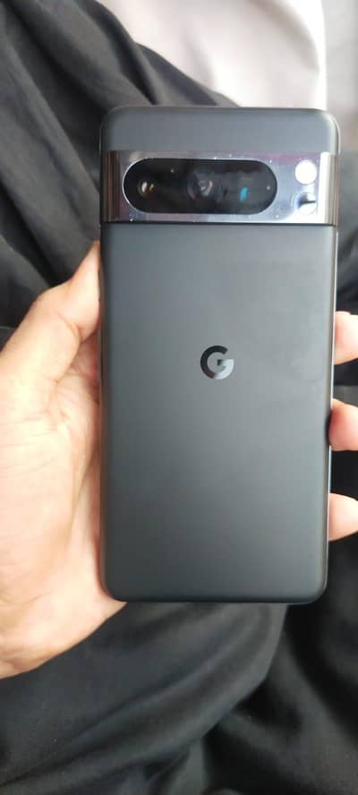 Google Pixel 8 Pro