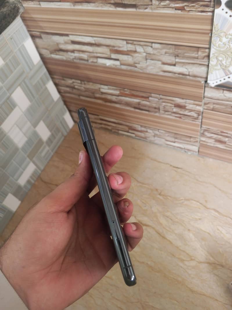 Google Pixel 8 Pro 3