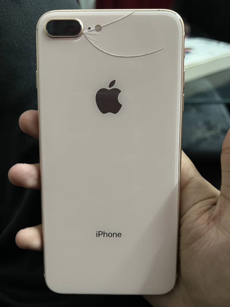Apple iPhone 8 Plus 0