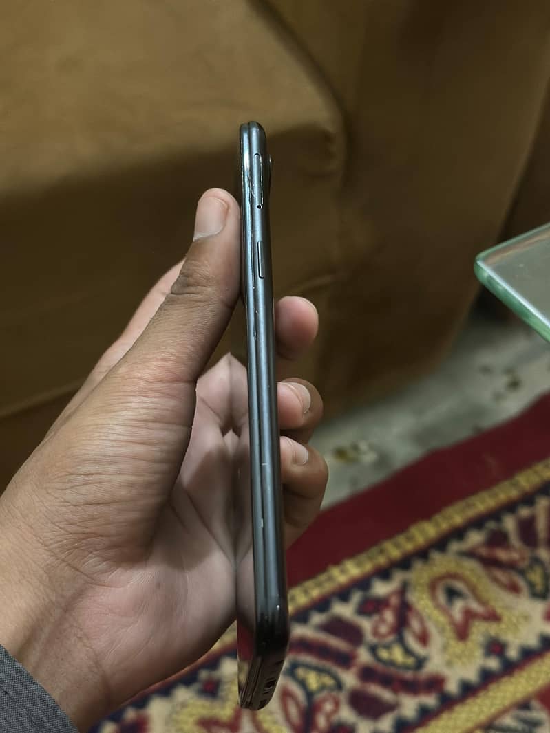 One Plus 5T 2