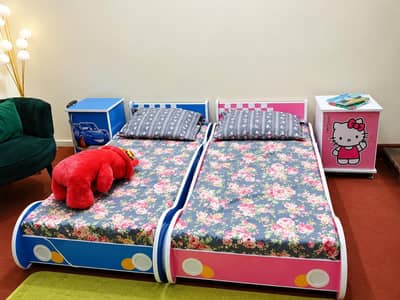 2 kids bed urgent sale please