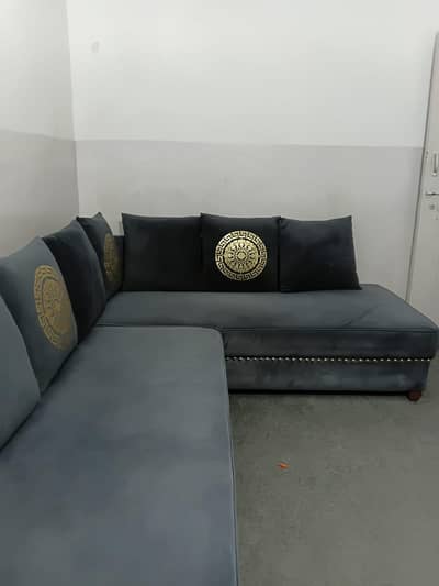L shape sofa for sale in very premium new condition