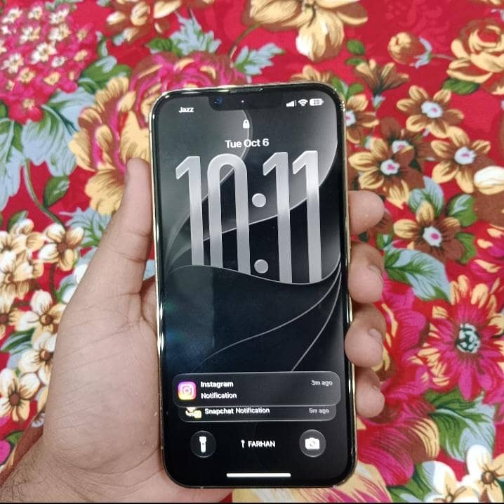 Apple iPhone 13 Pro 1