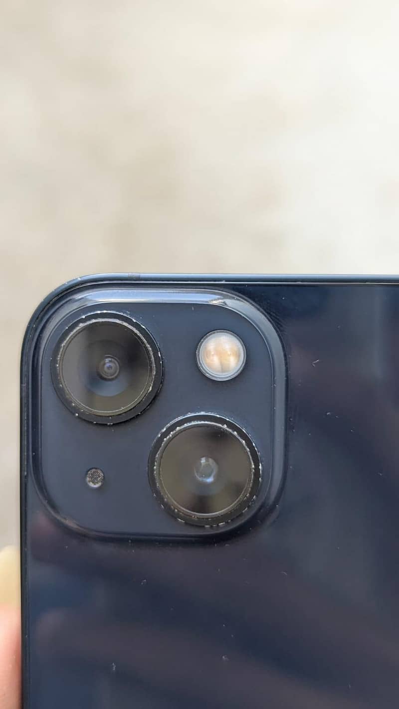 Apple iPhone 13 1