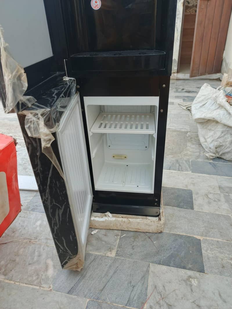 water dispenser 5