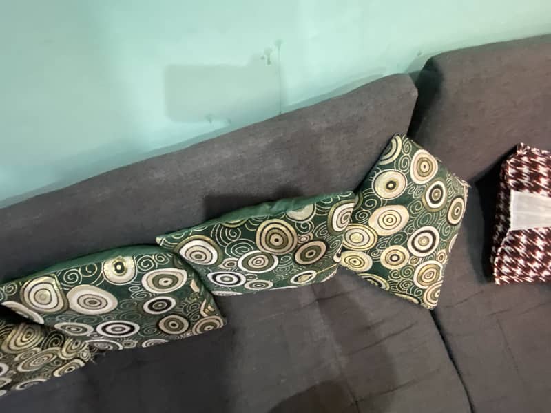 5 seater L shape sofa 8