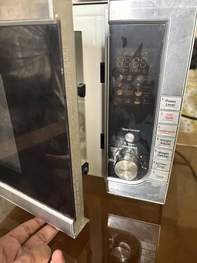 Dawlance Cook King Microwave Oven with Grill – Silver & Black