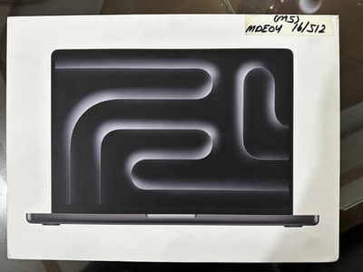 Apple Macbook Pro M5 14'inches - 2025 Model