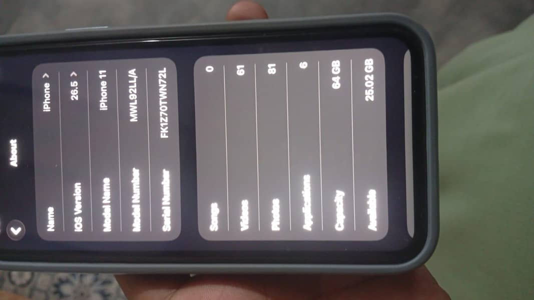 iPhone 11 0