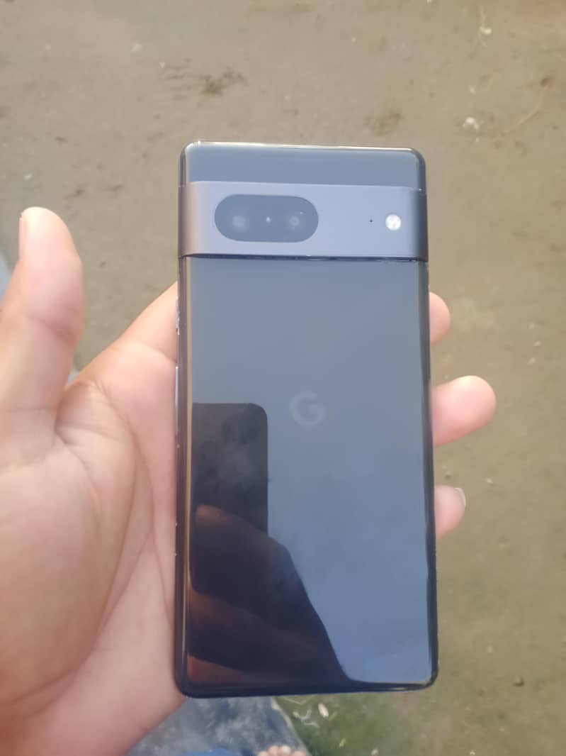 Google Pixel 7 4