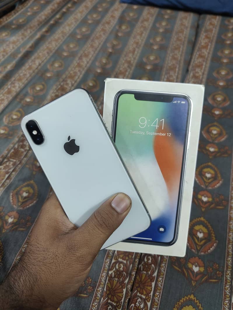 Apple iPhone X 0