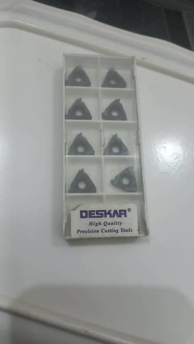 CNC Lathe machine inserts