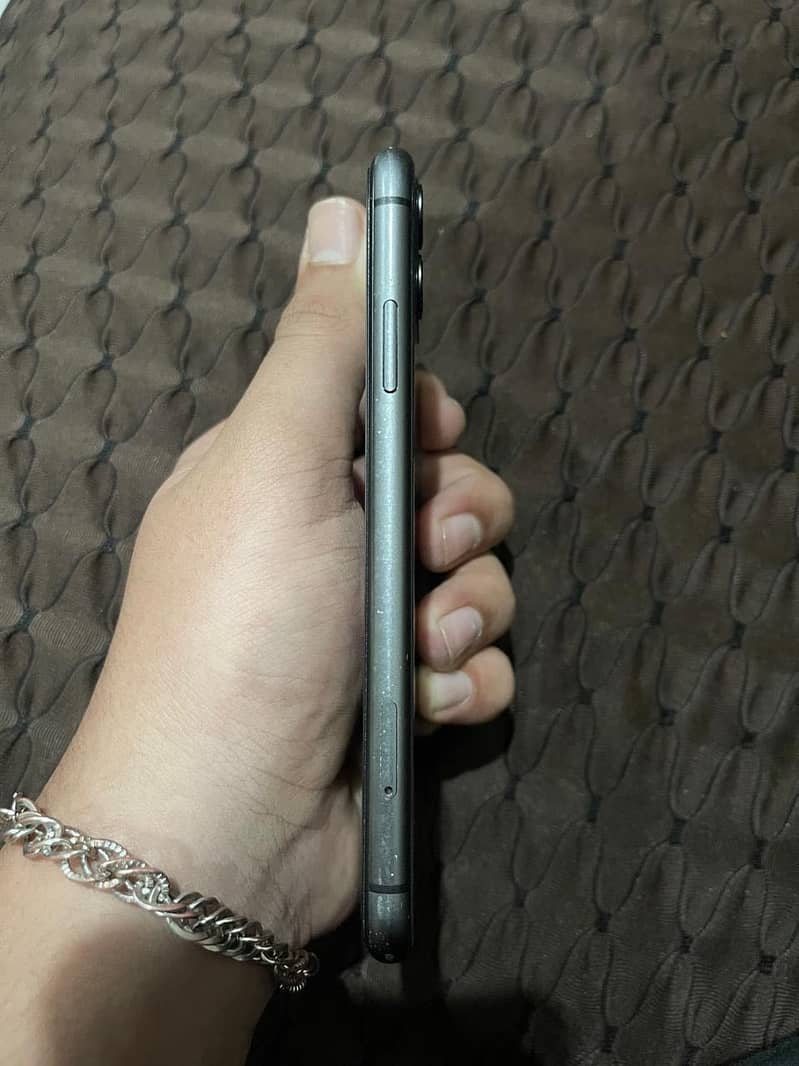 Apple iPhone 11 2