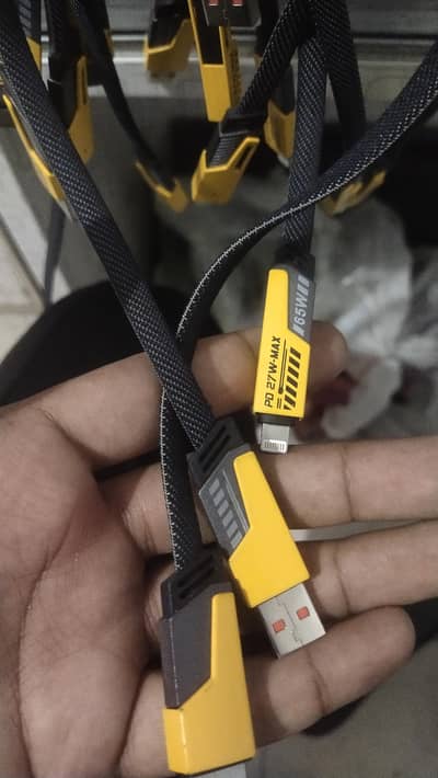 4 in 1 cable iphone to type c cables metal pin