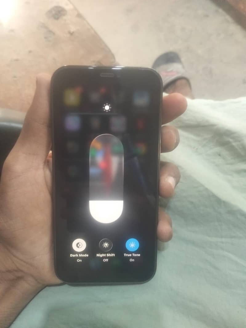 Apple iPhone 12 Pro 3