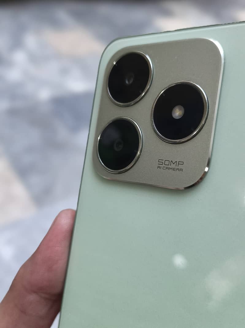 Realme C63 6