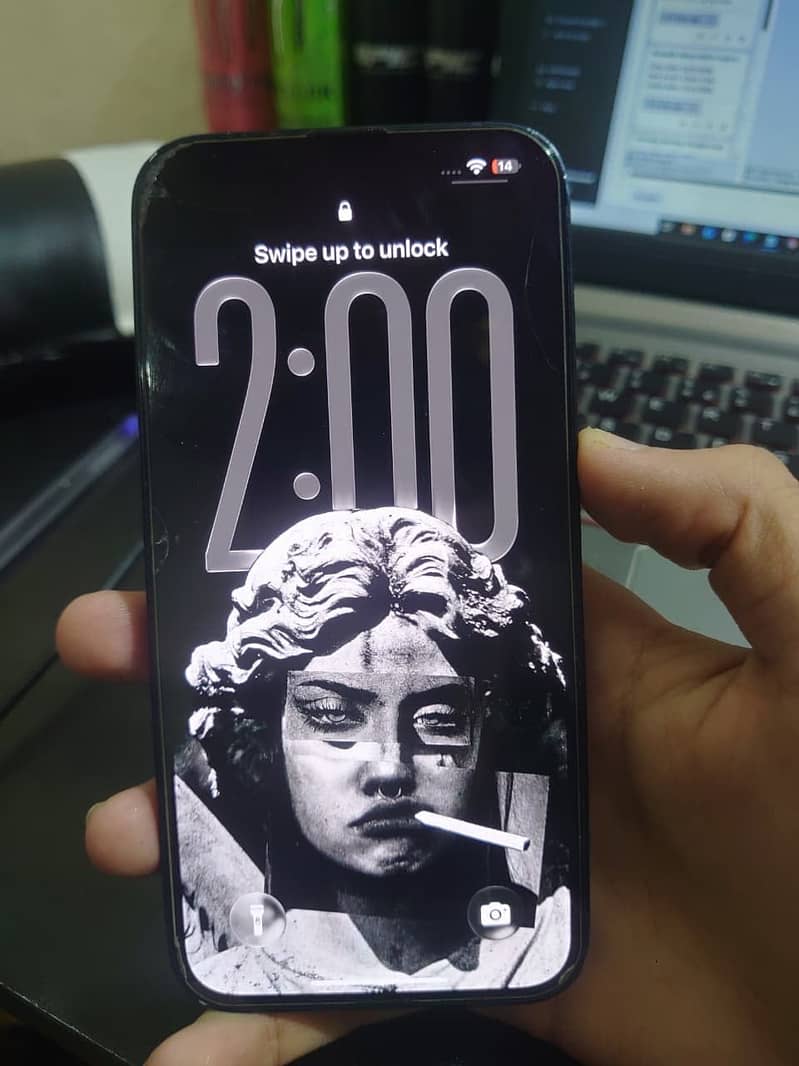 Apple iPhone 13 7