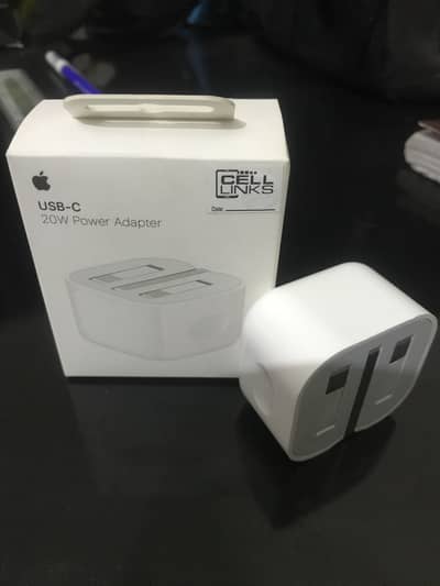 IPHONE ORIGINAL 20W POWER ADAPTER TYPE C
