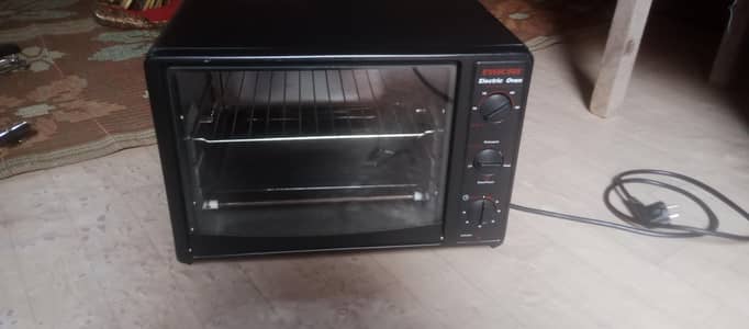 Electric Oven for Sale – Unused & Excellent Condition!