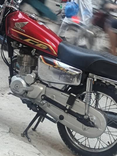 honda 125 2022 model self start special edition islamabad number  exh