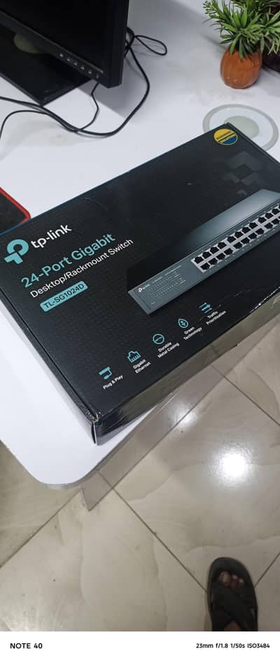 TP-Link TL-SG1024D 24 Port Gigabit Desktop/Rackmount Switch