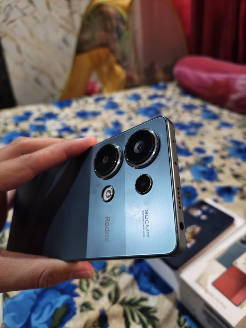 Xiaomi Redmi Note 13 Pro 2