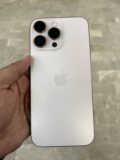 Apple iPhone 16 Pro Max