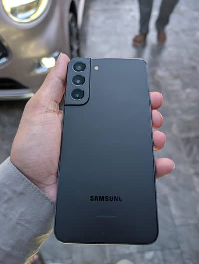 Samsung  S22 Plus