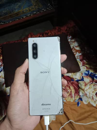Sony Xperia 5