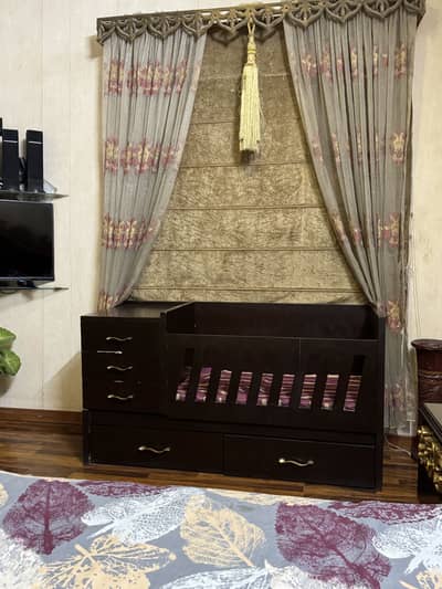 Baby cot wodden pure brown clour