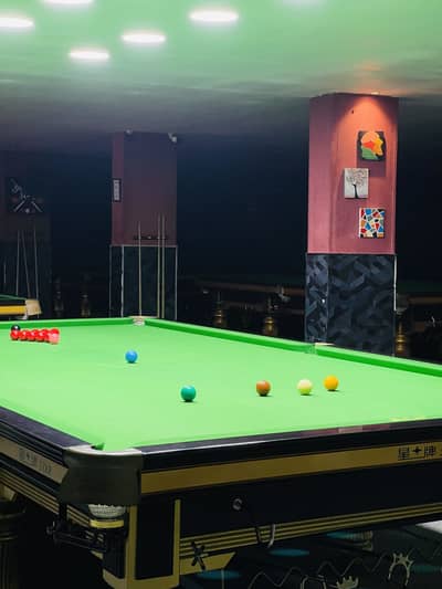 Table Man for Snooker Club