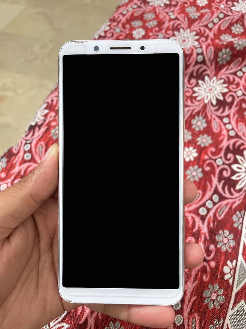 OPPO A83 1