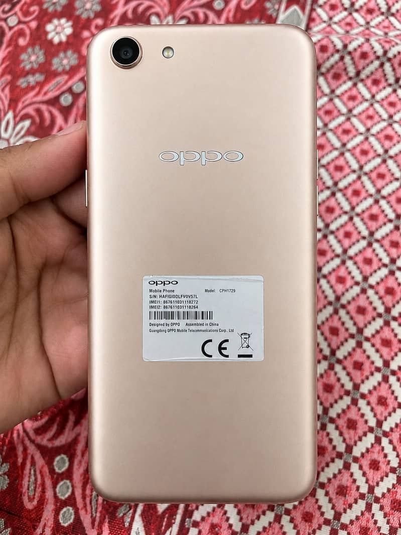 OPPO A83 3