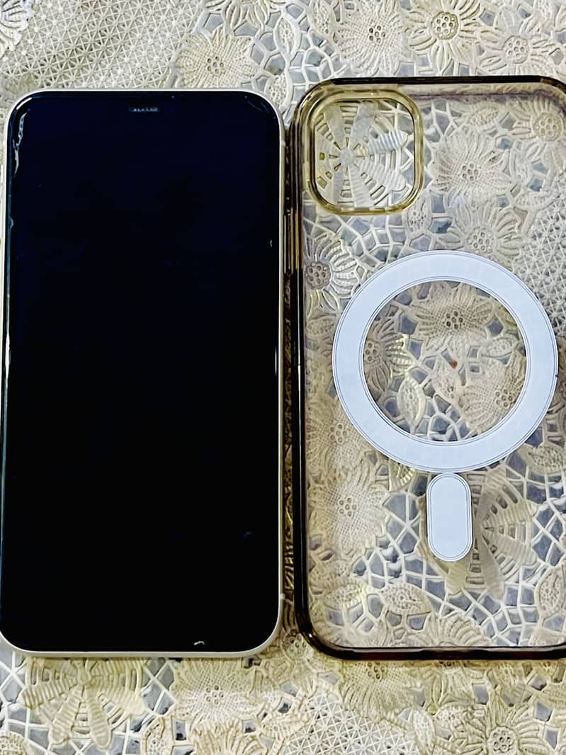 Apple iPhone 11 3
