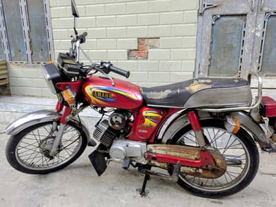 yamaha Royale YB_100   Red   2010 model