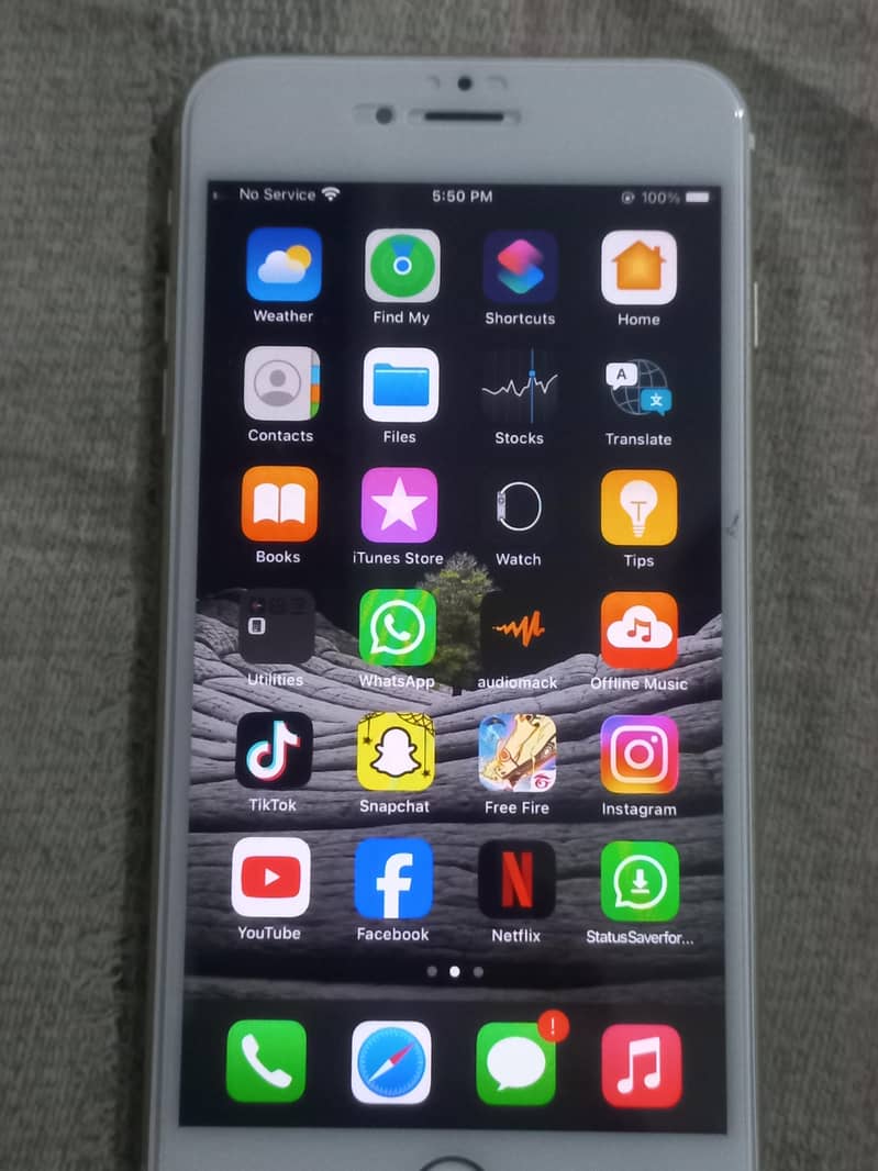Apple iPhone 6S Plus 4