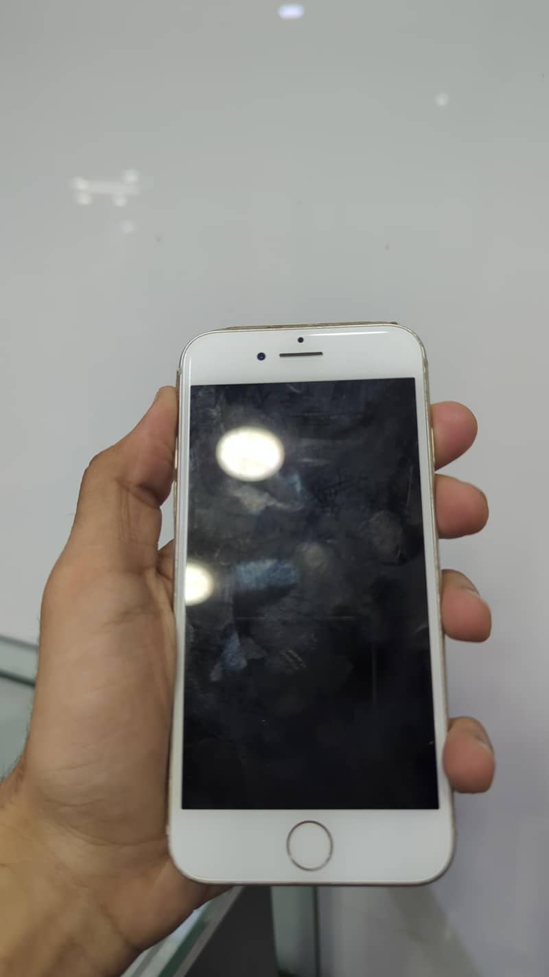 Apple iPhone 8 3
