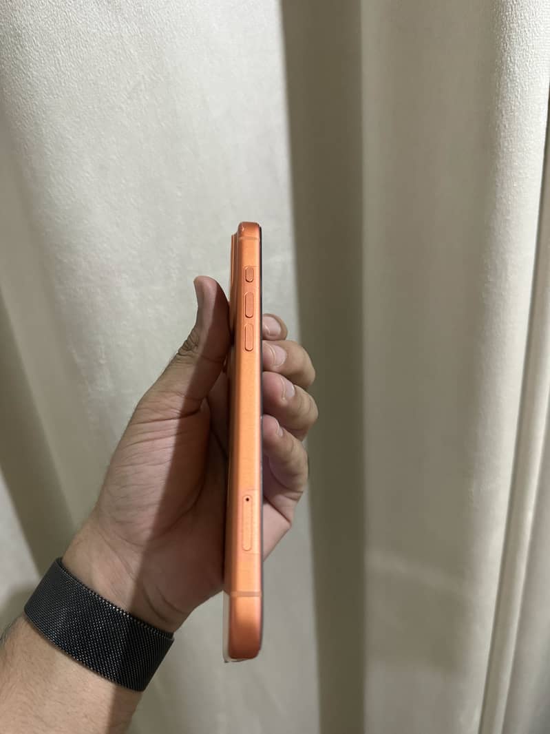 Apple iPhone 17 Pro Max 1