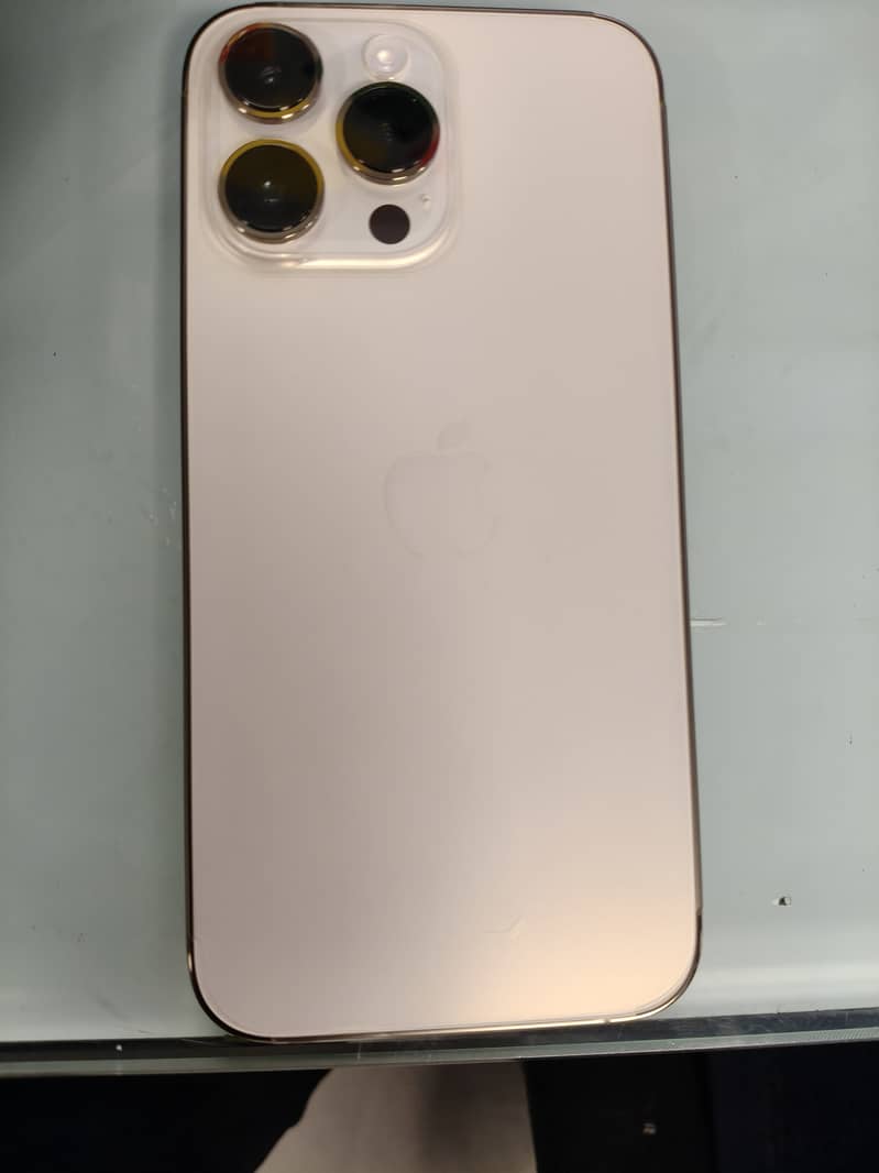 Apple iPhone 14 Pro Max 1