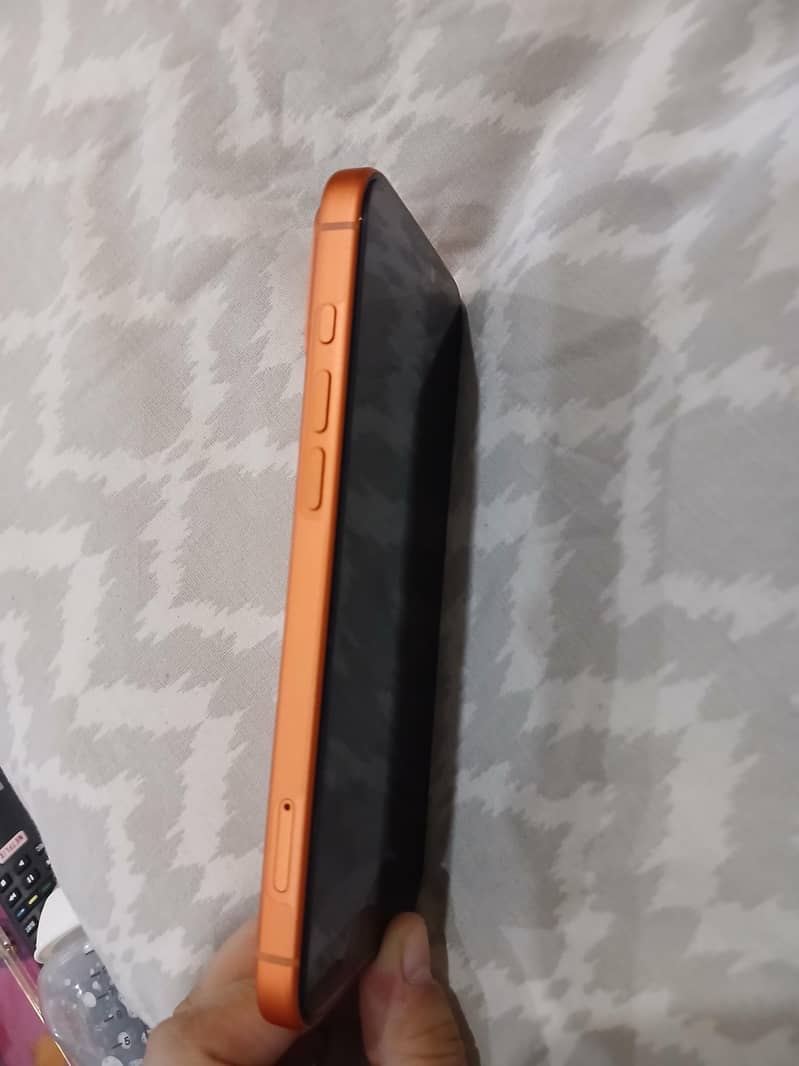 Apple iPhone 17 Pro Max 3