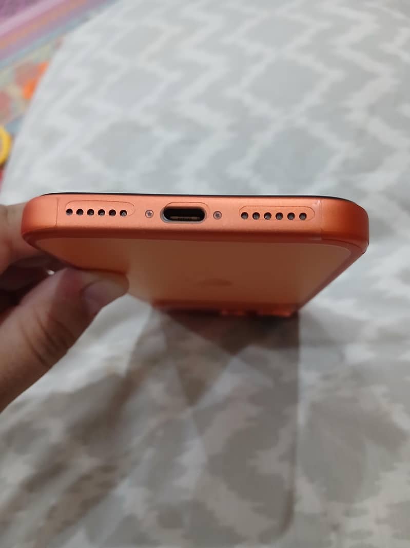 Apple iPhone 17 Pro Max 5