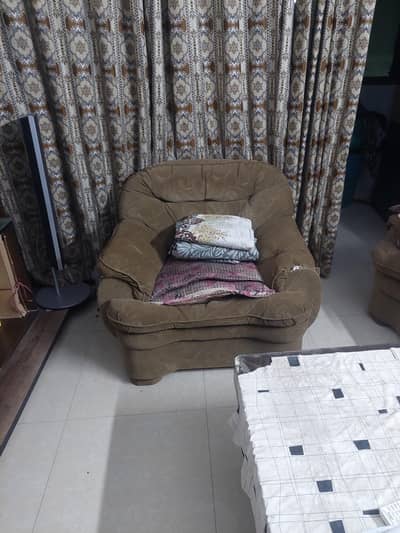 7 seater sofa set.