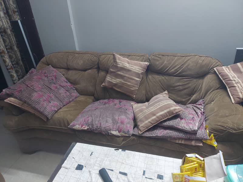 7 seater sofa set. 1