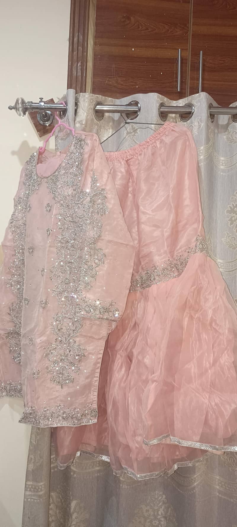 dresses 0