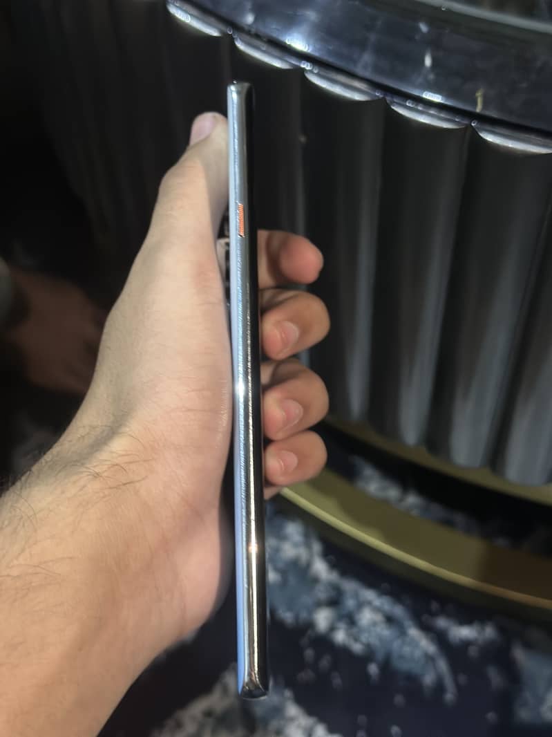 Tecno CAMON 40 Pro 1