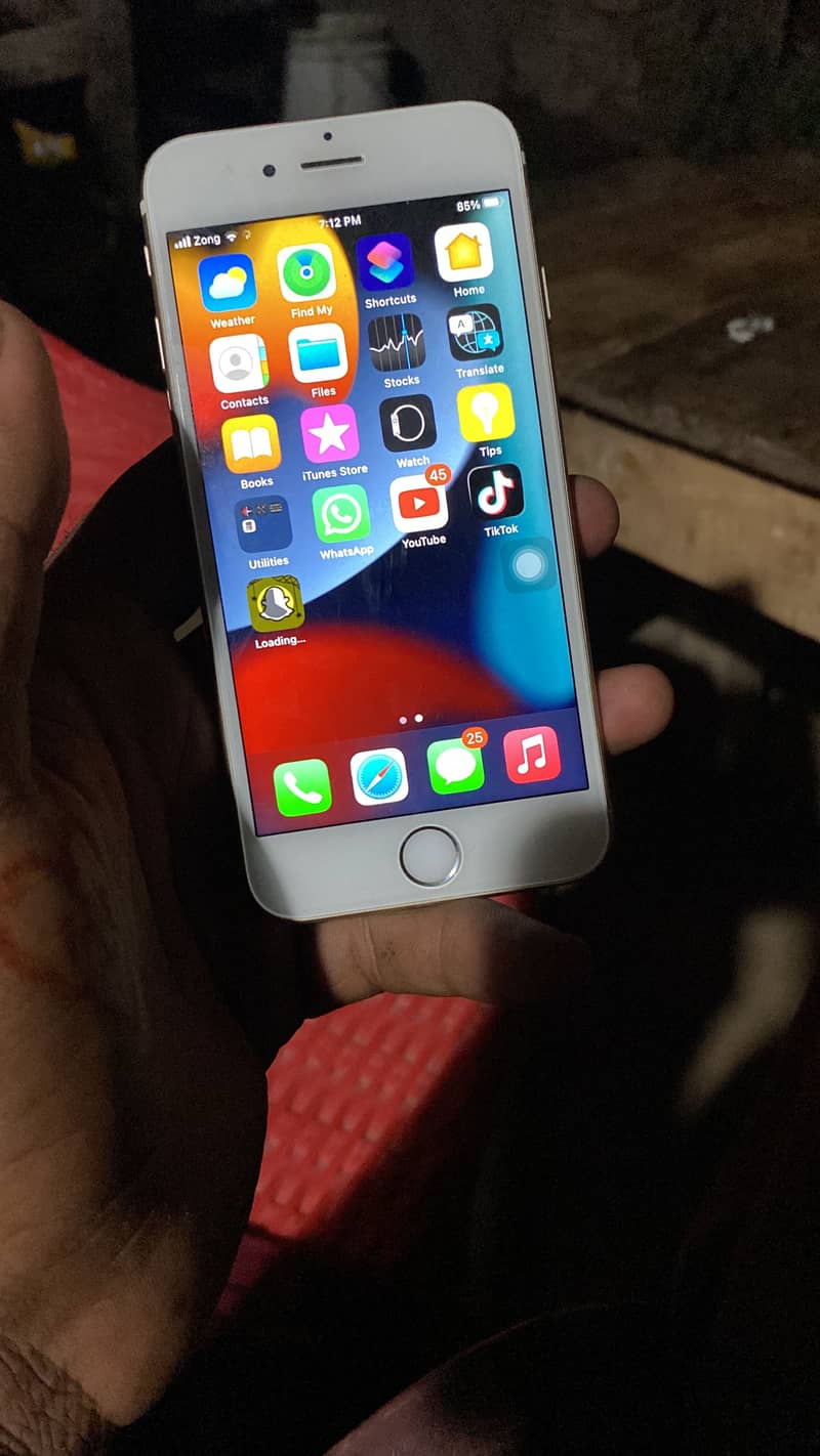 Apple iPhone 6S 0